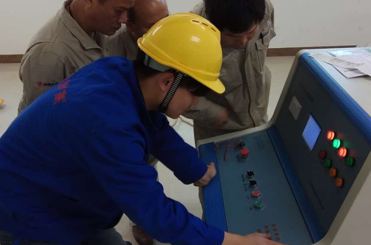 我司为唐山客户调试电力安全工器具试验装置