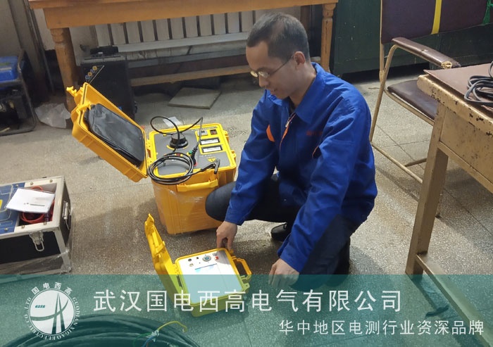 我司技术人员为大庆客户调试电能表校验装置