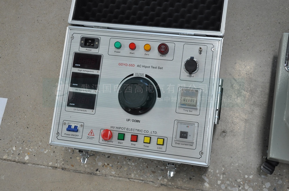 数显耐压试验装置耐压箱控制面板