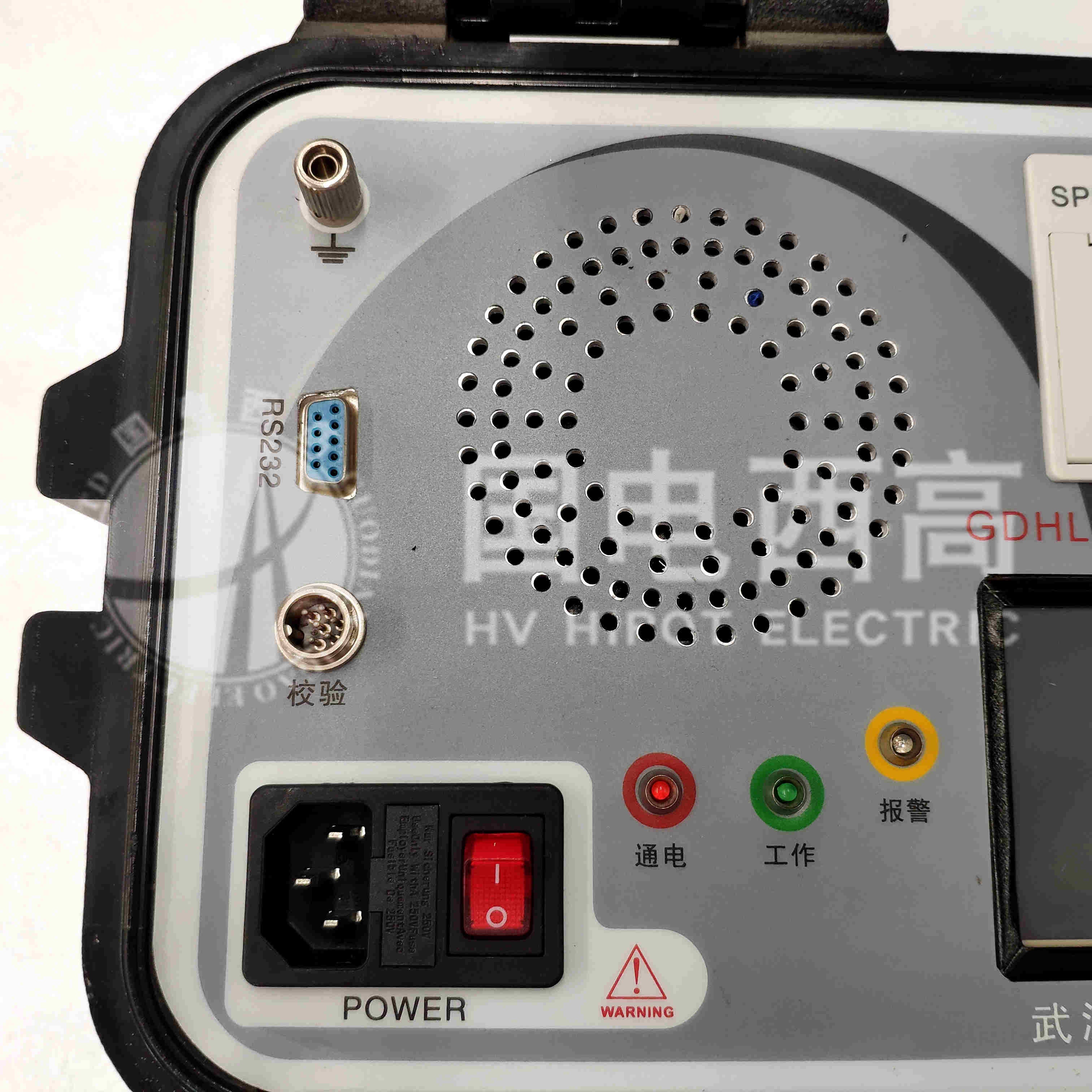 智能回路电阻测试仪电源和数据接口