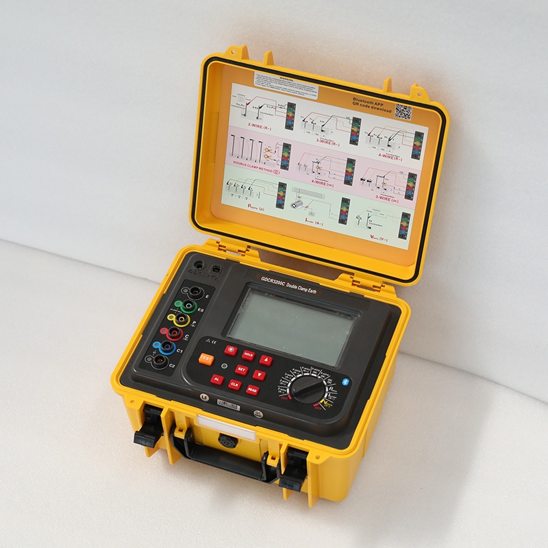 双钳多功能接地电阻测试仪实物图