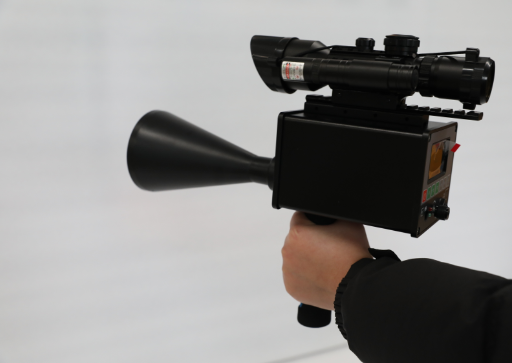 绝缘子故障远距离激光定位侦测仪实物图