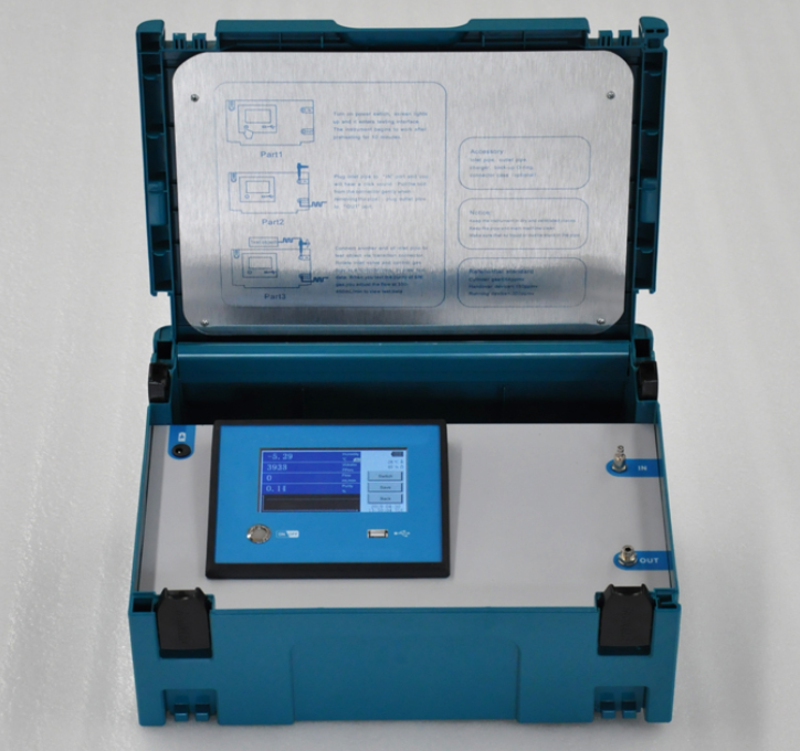 SF6气体综合测试仪实物图