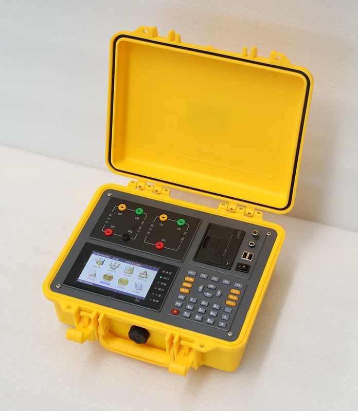 全自动变比组别测试仪侧面