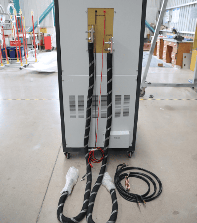 智能大电流发生器GDSL-A-2000背面