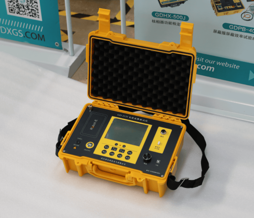 电力电缆故障定位仪实物图