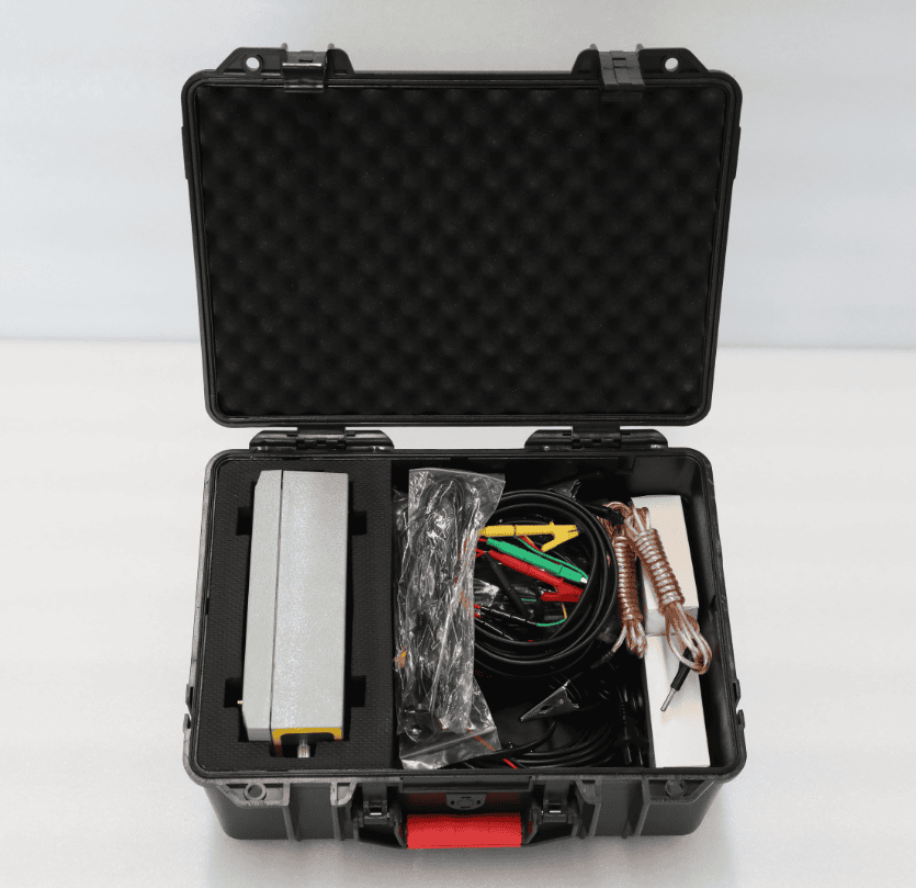 氧化锌避雷器带电测试仪配件箱