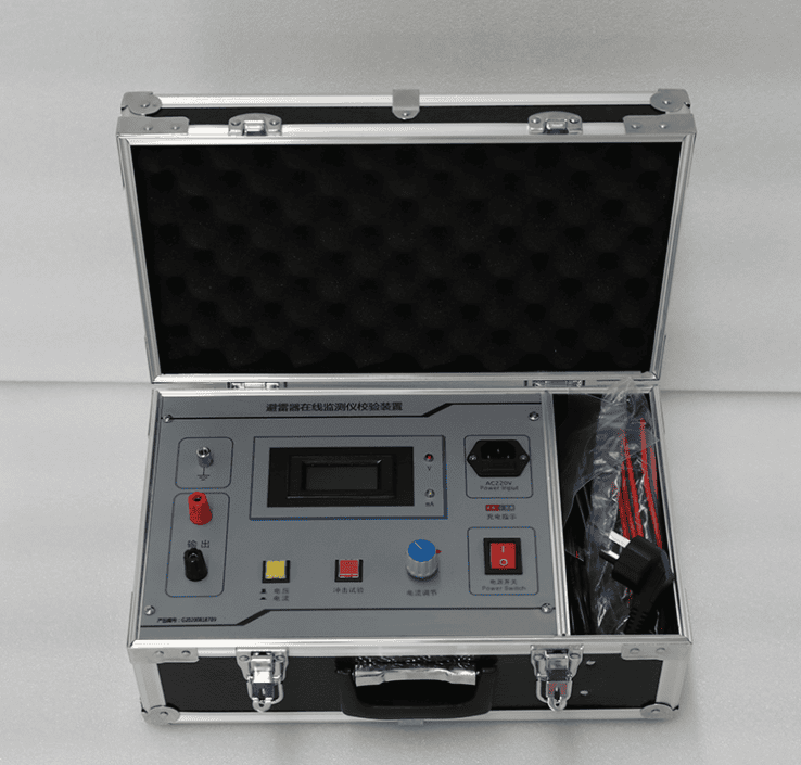 避雷器在线监测仪校验装置实物图