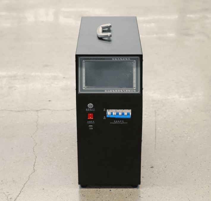 智能蓄电池充放电综合测试仪实物图