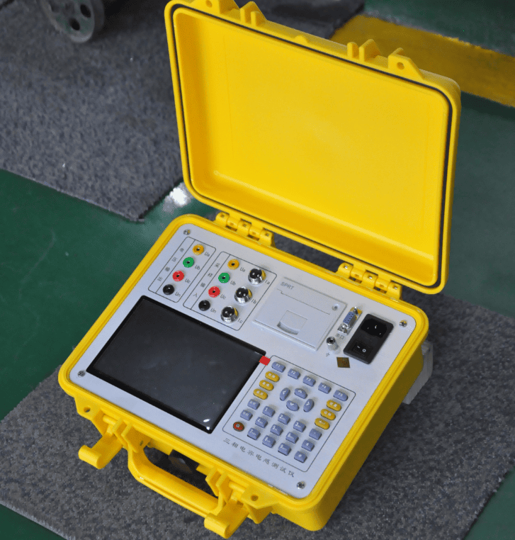 三相电容电感测试仪实物图