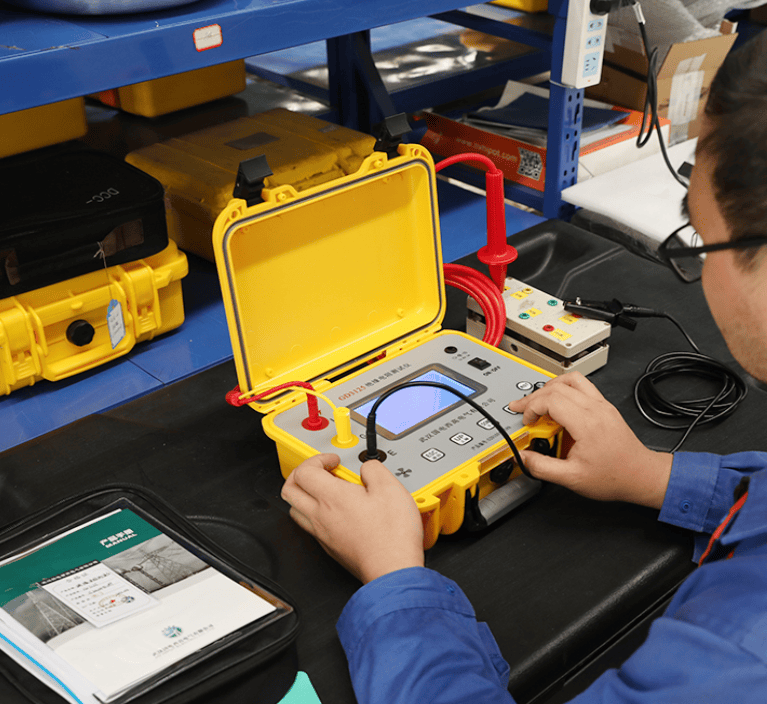 绝缘电阻测试仪场景图