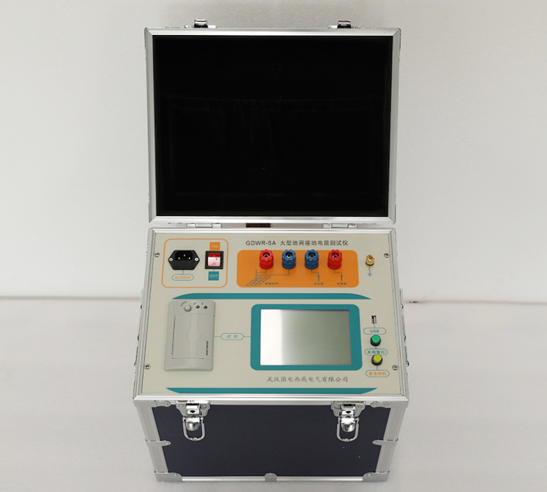 大型地网接地电阻测试仪实物图