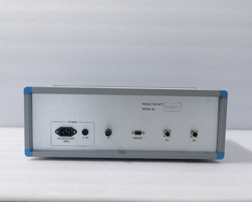 电子式互感器校验仪仪器背面