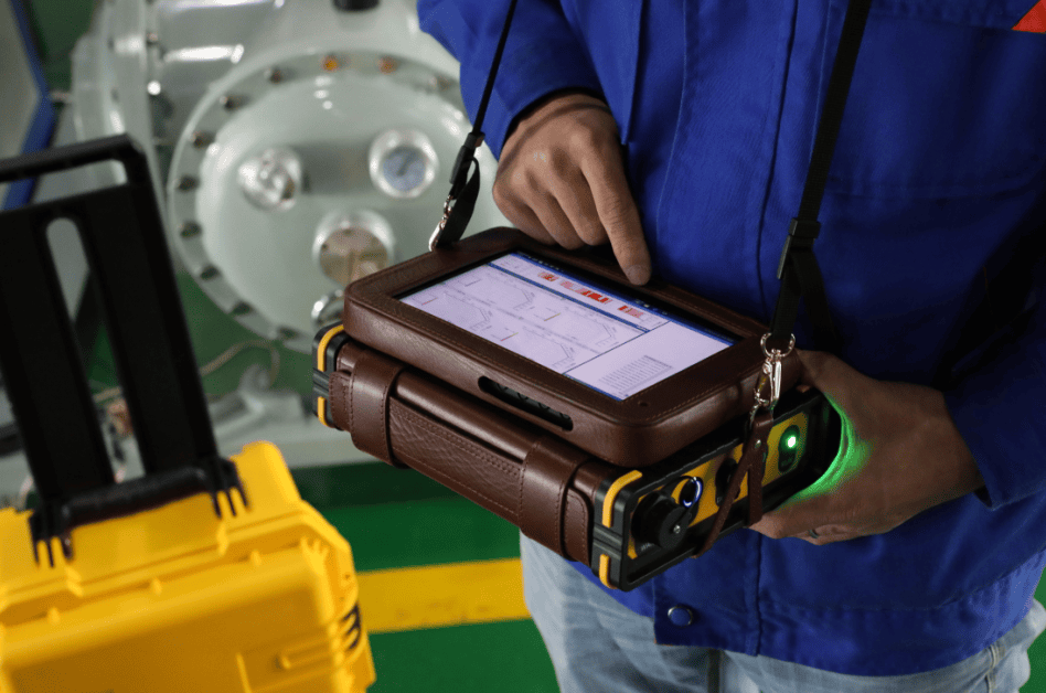 便携式局部放电测试仪实物图