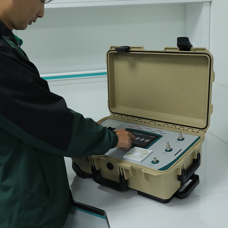 SF6混气比综合测试仪（加冷镜微水）